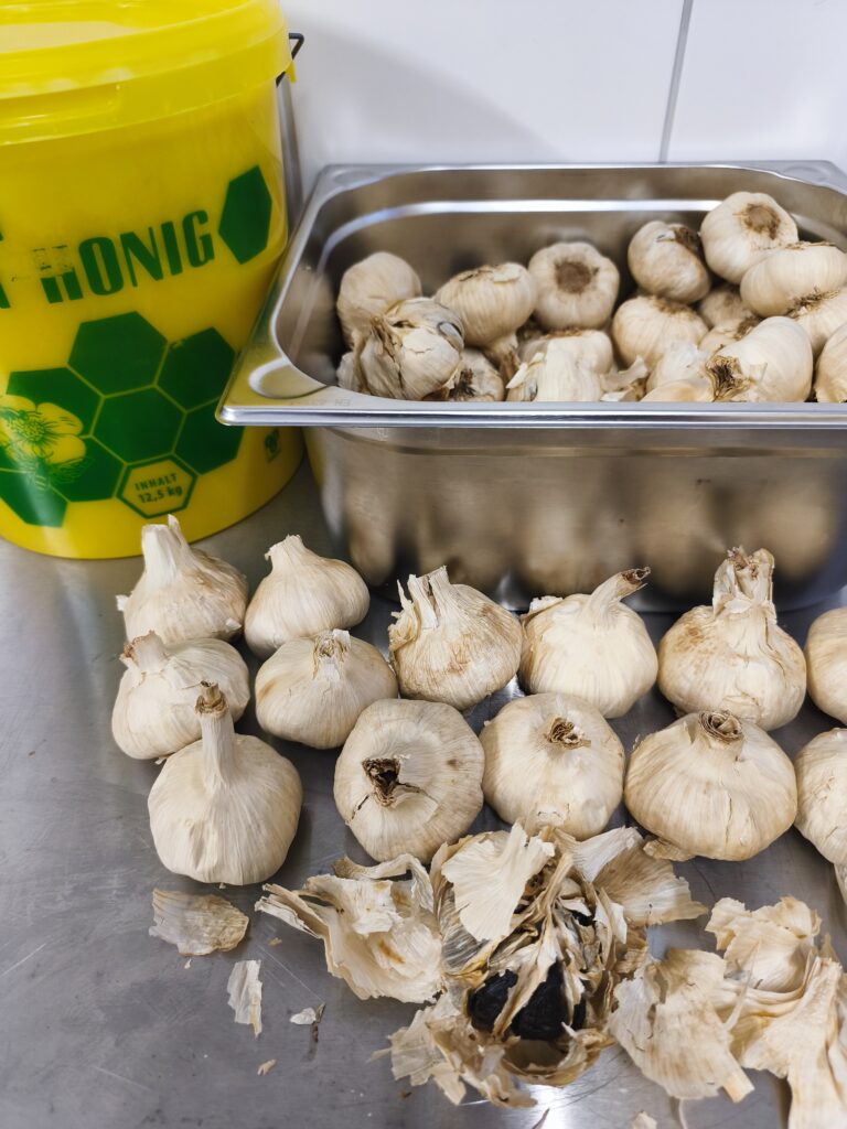Schwarzer Knoblauch