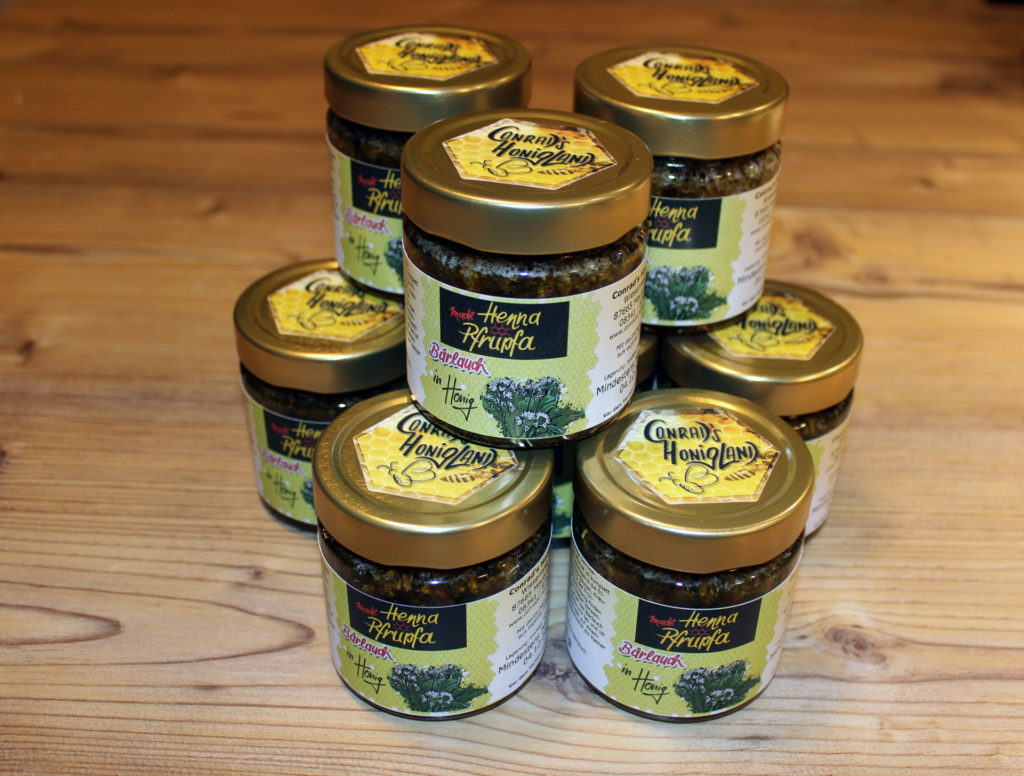 Nach fast zwei Jahren ist es endlich soweit, unser Bärlauchhonig ist fertig Abgefüllt