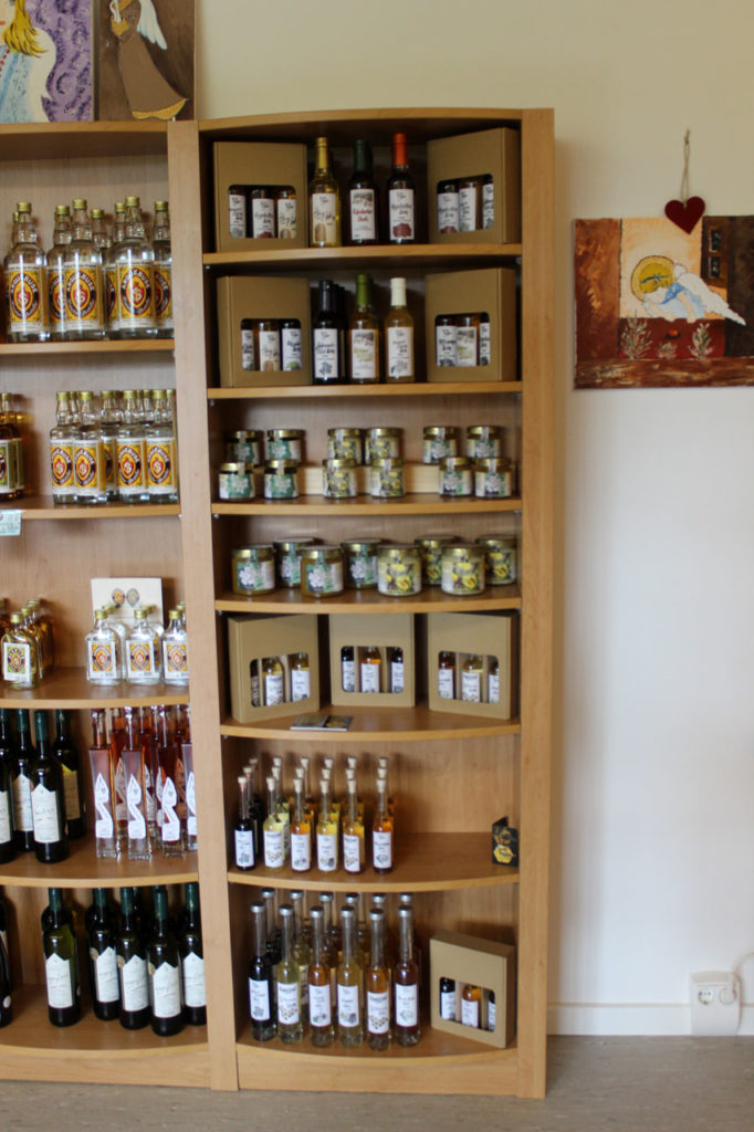 Conrads Honigland Verkauf von Produkten im Klosterladen St. Severin