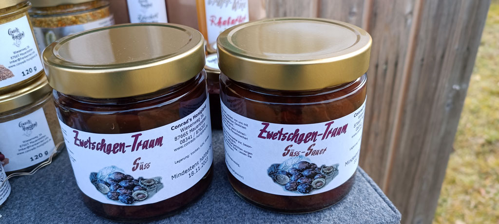 Zwetschgen in Rotwein verfeinert mit Gewürzen,Essig und Honig